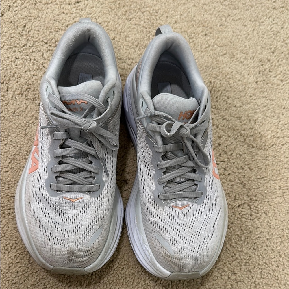 hokas